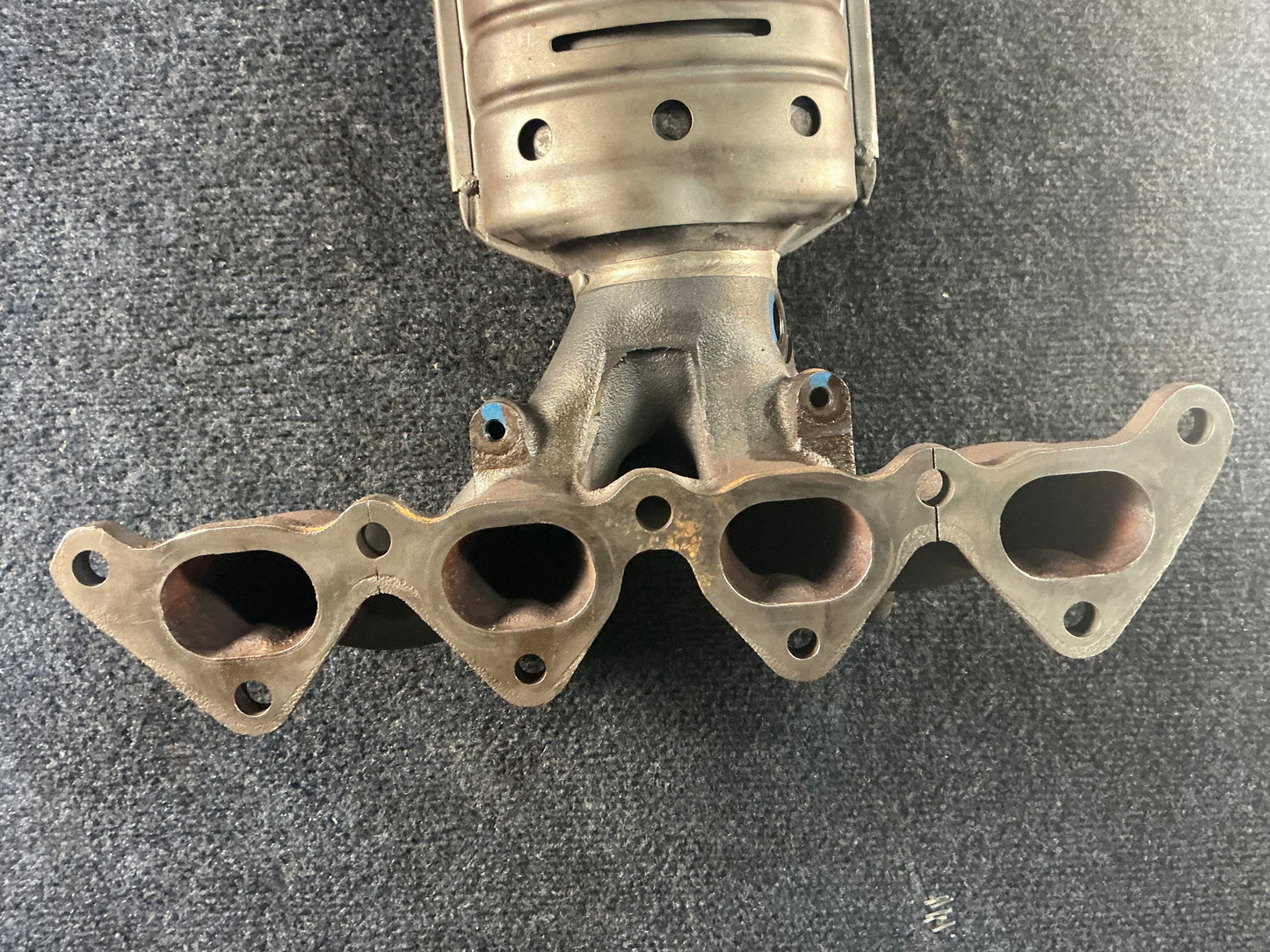 HYUNDAI/KIA Exhaust Manifold OEM PN 2851023780 EPA Code ACX