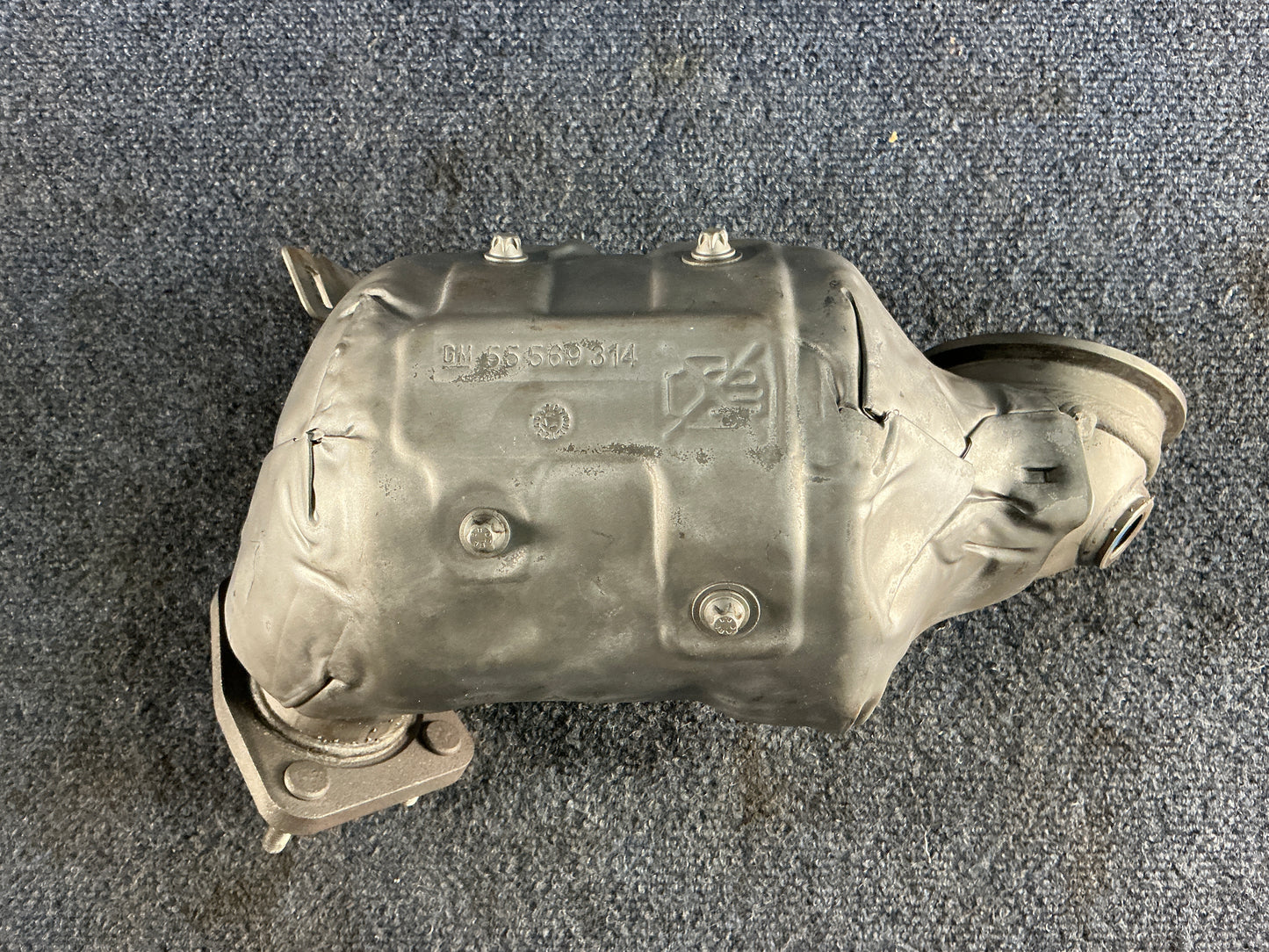 GM Exhaust Manifold OEM PN 25196720 EPA Code ACX