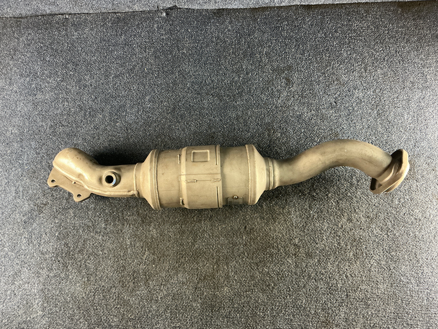 CHRYSLER Exhaust Manifold OEM PN 68263748AB EPA Code ACX