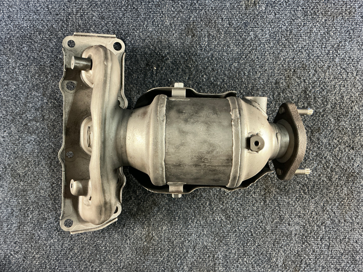 HYUNDAI/KIA Exhaust Manifold OEM PN 285103CLA0 EPA Code ACX
