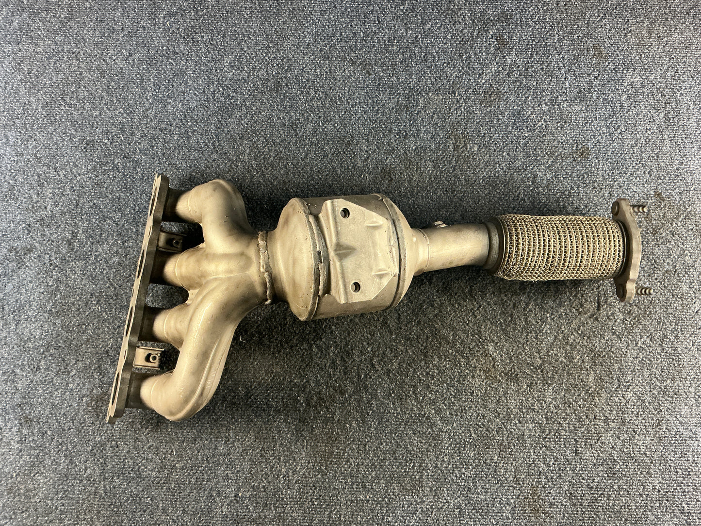FORD Exhaust Manifold OEM PN AE8Z5G232A EPA Code ACX