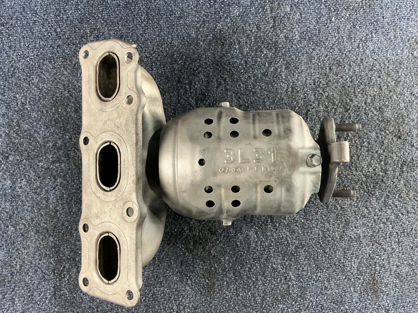 HYUNDAI/KIA Exhaust Manifold OEM PN 285103L310 EPA Code ACX