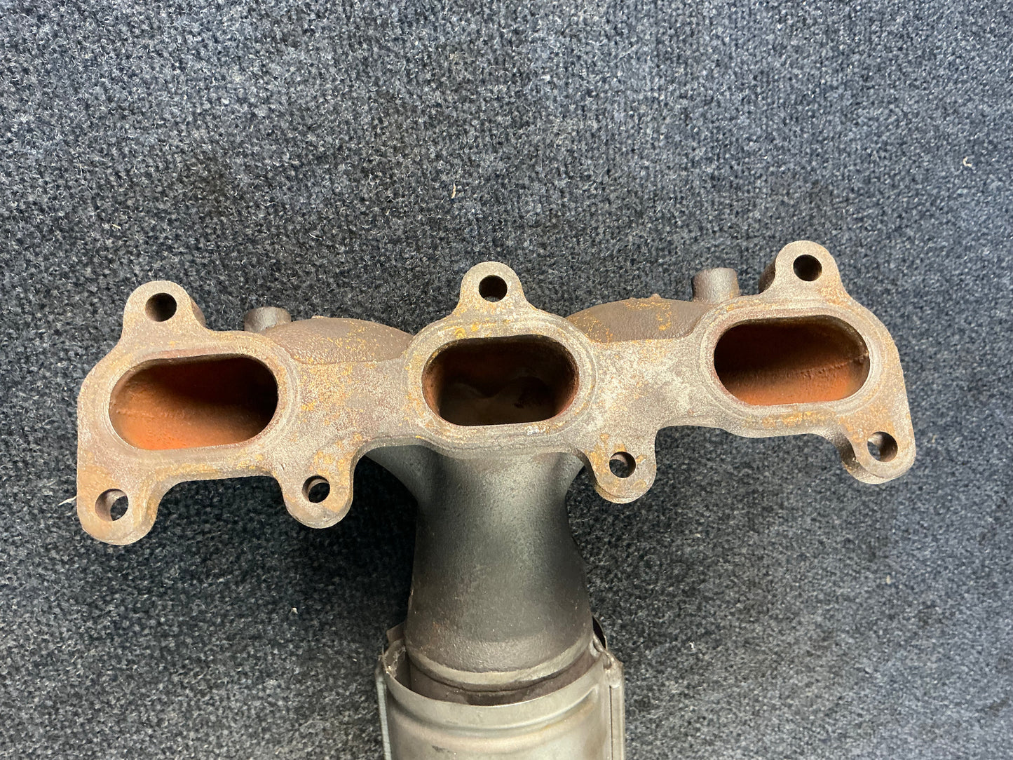 HYUNDAI/KIA Exhaust Manifold OEM PN 2851037371 EPA Code ACX