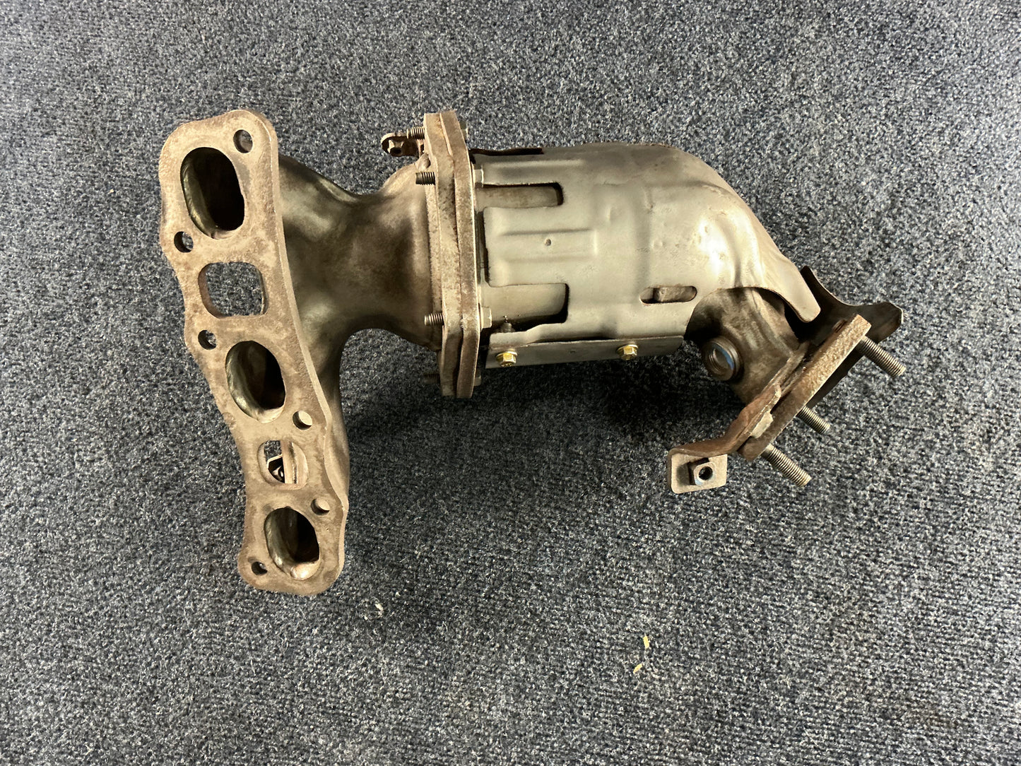 INFINITI Exhaust Manifold OEM PN 208A39HR0A EPA Code ACX