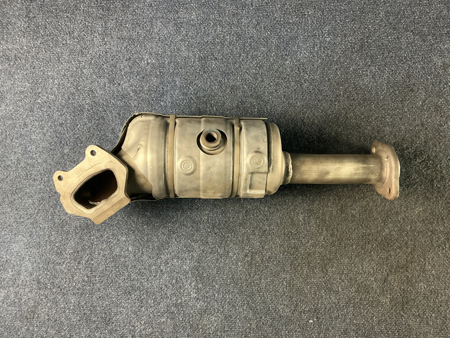 CHRYSLER Exhaust Manifold OEM PN 68252389AG EPA Code ACX