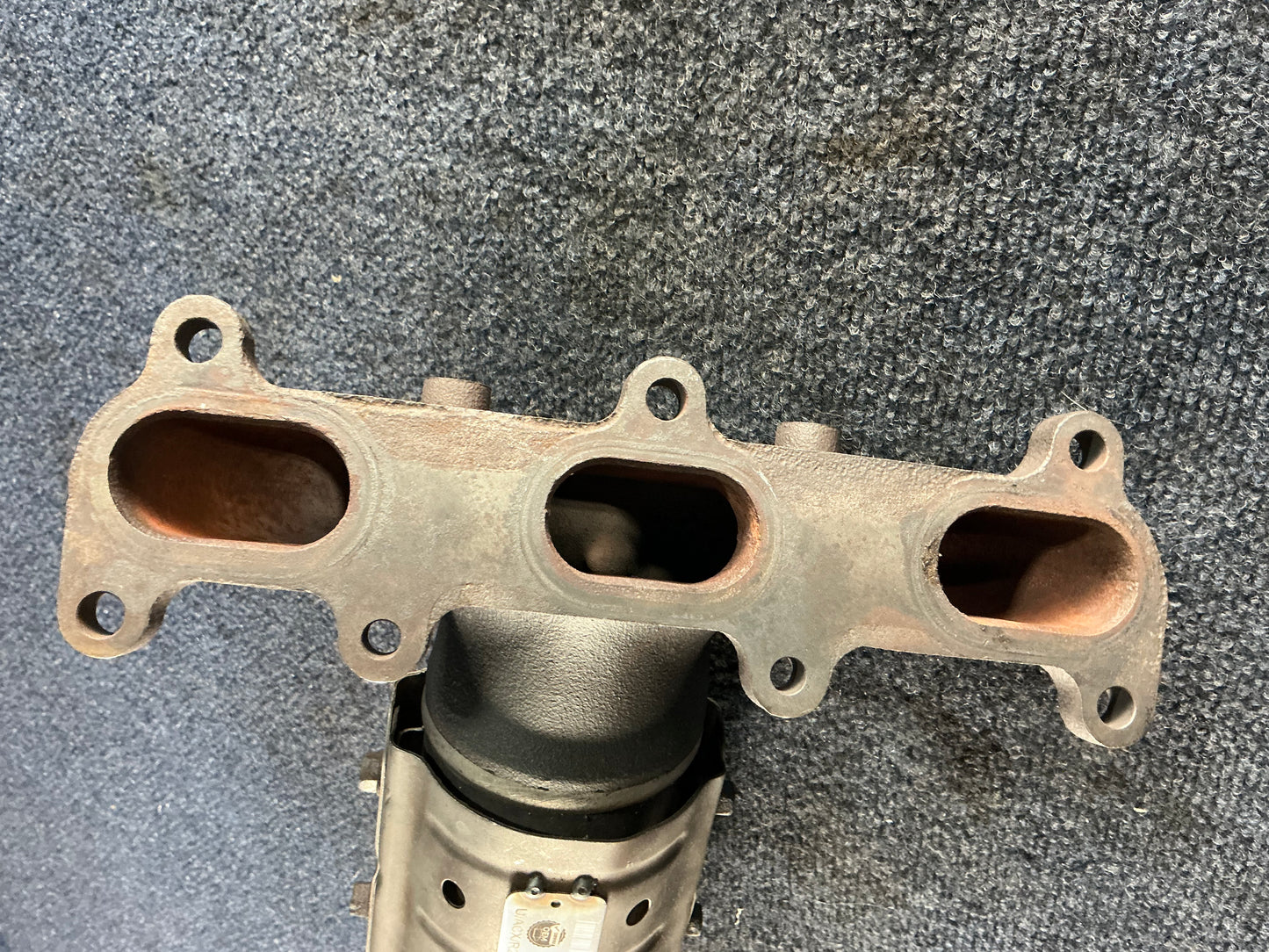 HYUNDAI/KIA Exhaust Manifold OEM PN 285103E830 EPA Code ACX