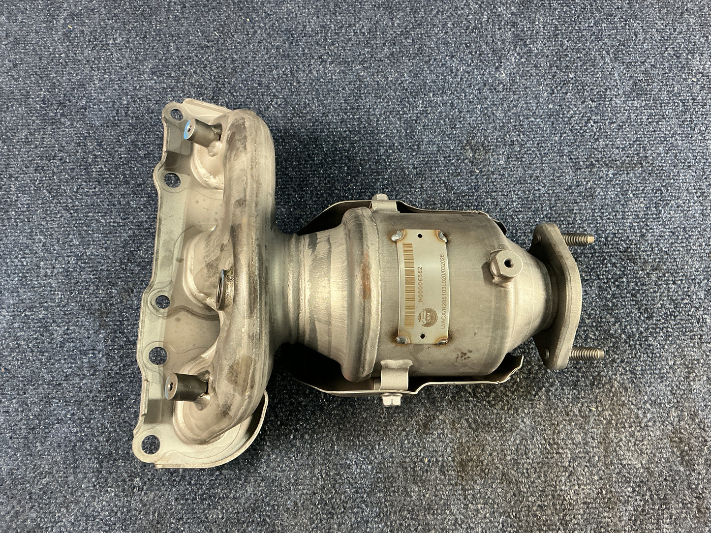 HYUNDAI/KIA Exhaust Manifold OEM PN 285103L020 EPA Code ACX