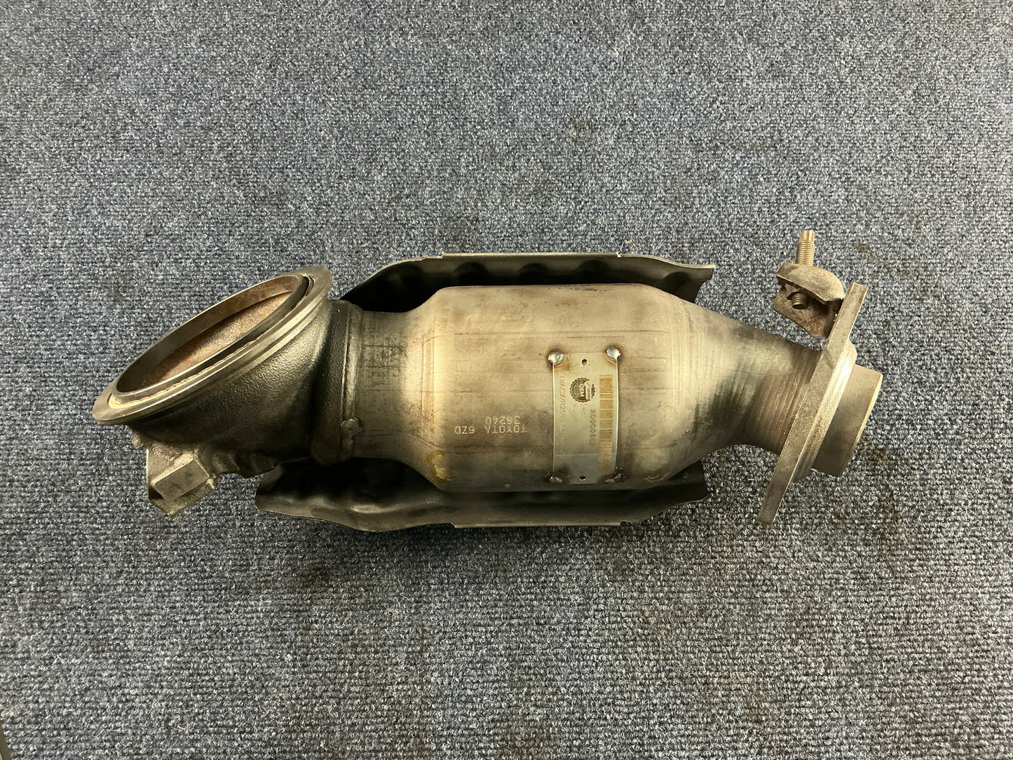 TOYOTA Exhaust Manifold OEM PN 2505136240 EPA Code ACX