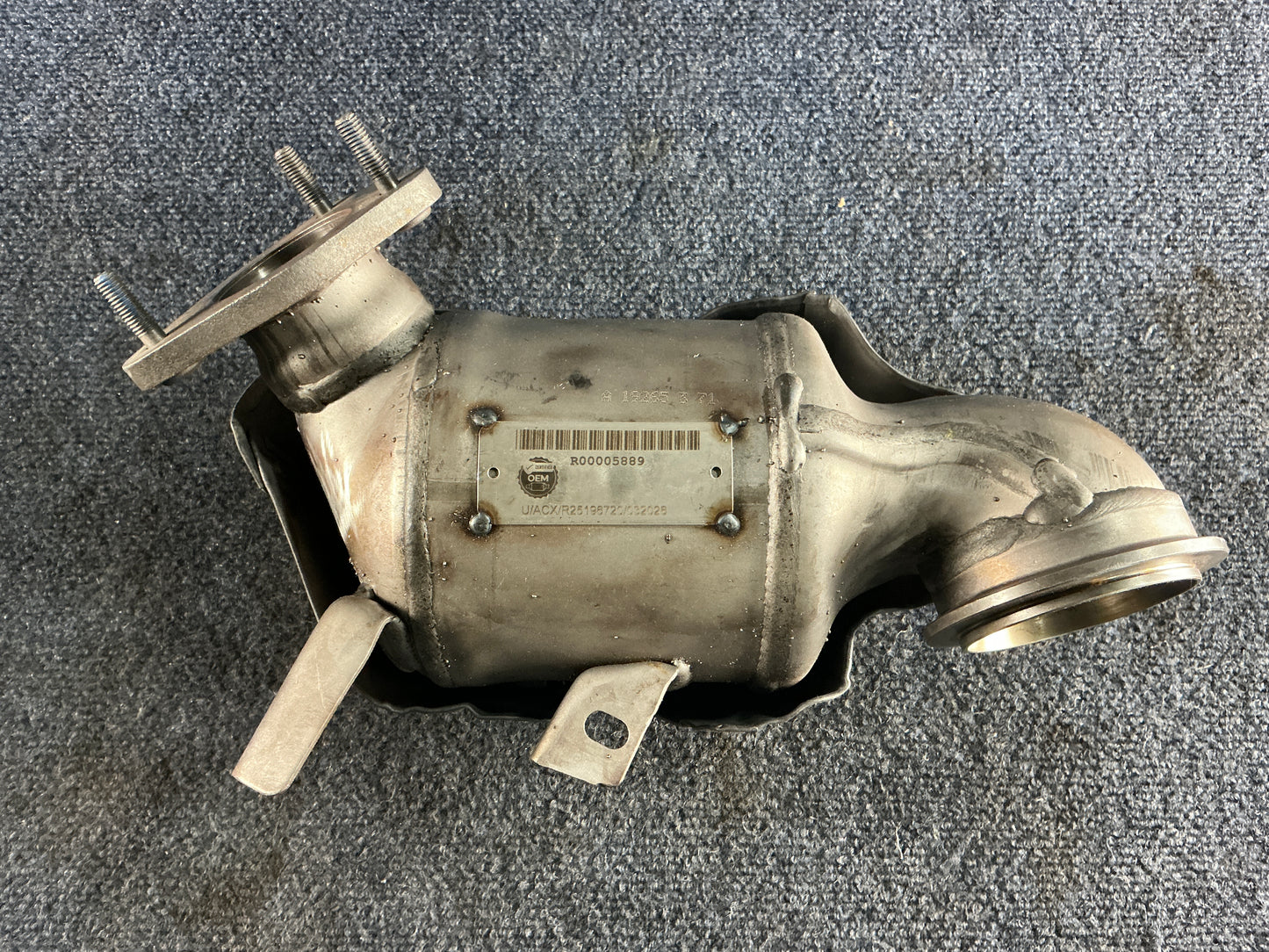 GM Exhaust Manifold OEM PN 25196720 EPA Code ACX