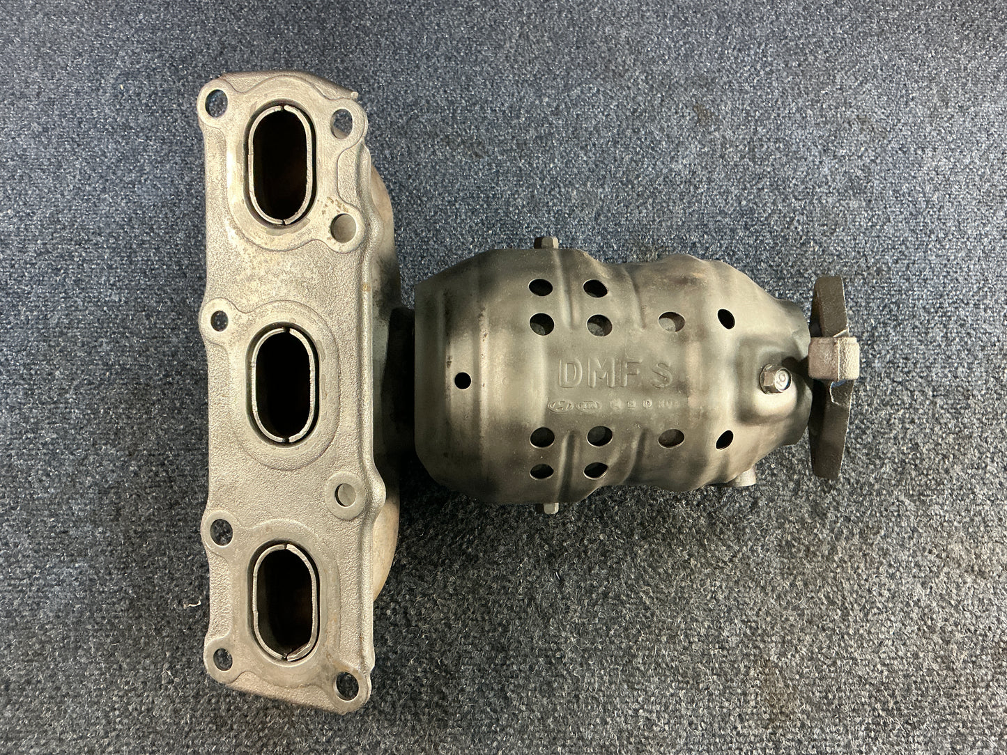 HYUNDAI/KIA Exhaust Manifold OEM PN 285103CFS0 EPA Code ACX