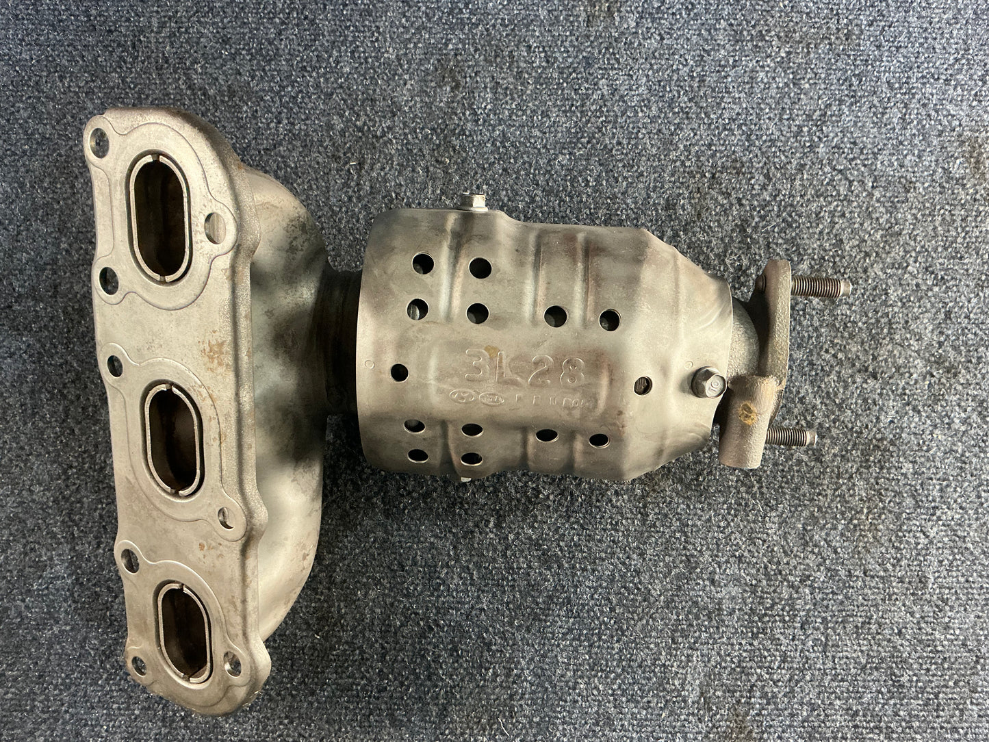 HYUNDAI/KIA Exhaust Manifold OEM PN 285103L280 EPA Code ACX